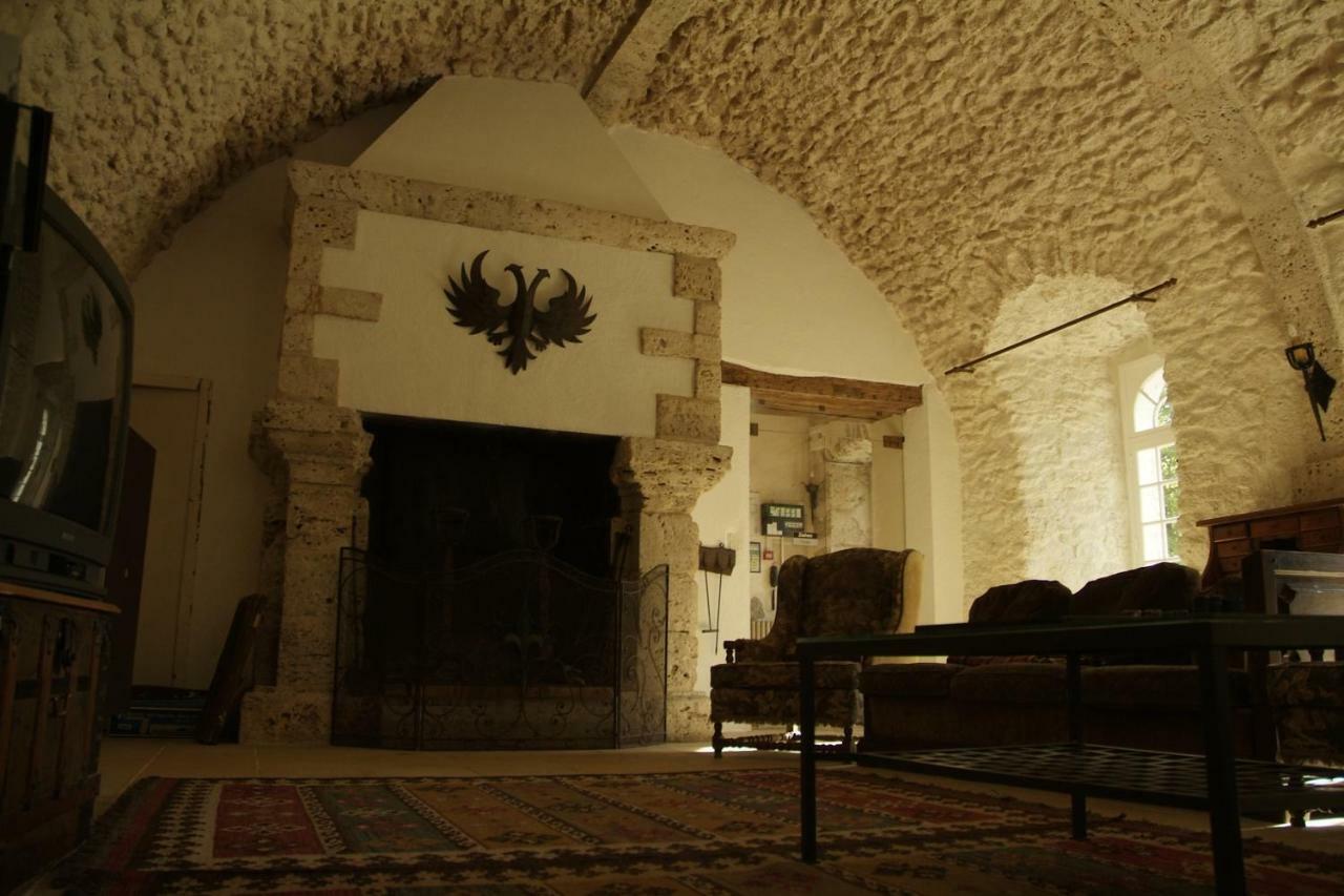 Chateau De Montrame Soisy-Bouy ภายนอก รูปภาพ